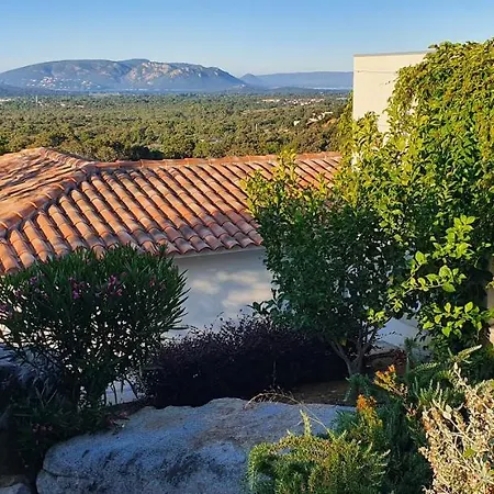 Tres Belle Vue Et Piscine Chauffee - Baccalocation *