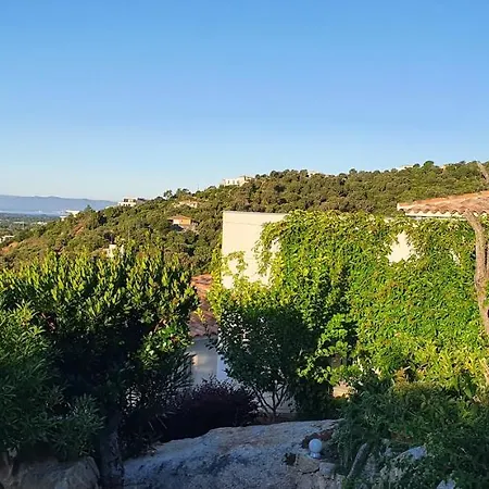 Tres Belle Vue Et Piscine Chauffee - Baccalocation