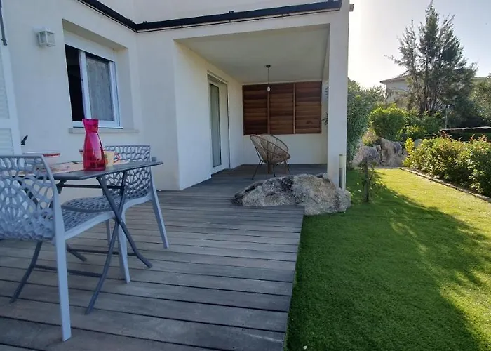 Très Belle Résidence Vue Et Piscine Chauffée - Baccalocation
